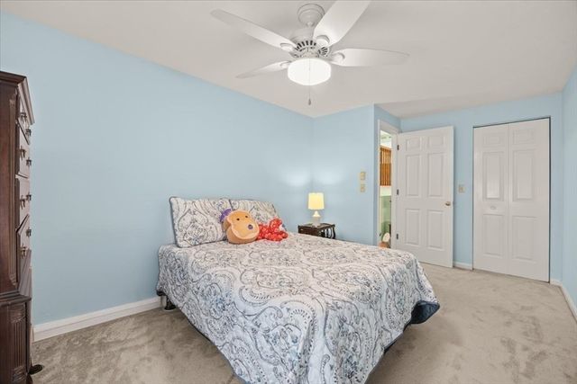 8 Willow Pond Dr 8, Rockland, MA 02370