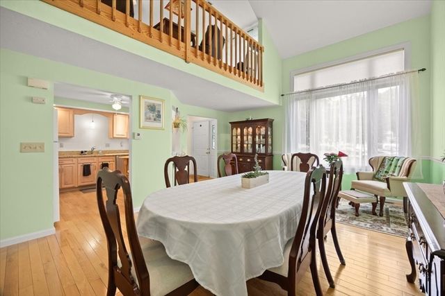 8 Willow Pond Dr 8, Rockland, MA 02370