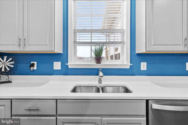 9354 DRUMMAN DR, Hagerstown, MD 21740