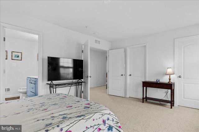 9354 DRUMMAN DR, Hagerstown, MD 21740