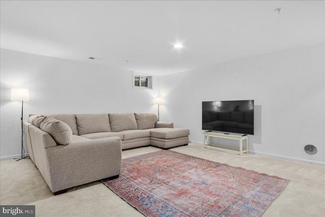 9354 DRUMMAN DR, Hagerstown, MD 21740