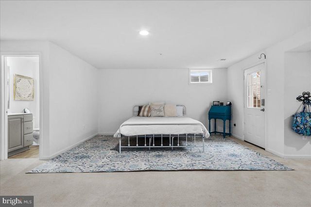 9354 DRUMMAN DR, Hagerstown, MD 21740