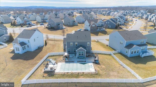 9354 DRUMMAN DR, Hagerstown, MD 21740