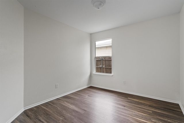 1106 Canada Wild DR, Buda, TX 78610