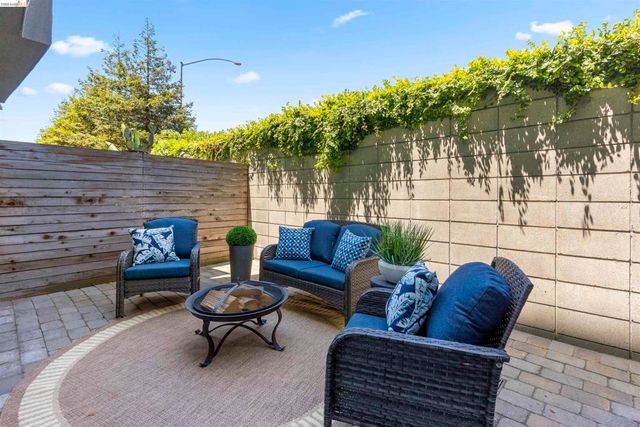 1355 Pullman Way, Oakland, CA 94607