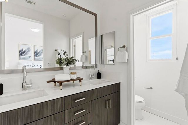 1355 Pullman Way, Oakland, CA 94607
