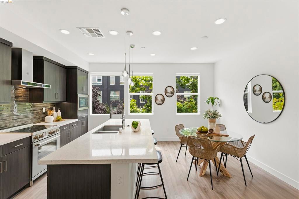 1355 Pullman Way, Oakland, CA 94607
