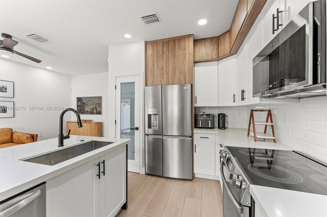 10487 W 34th Ct, Hialeah, FL 33018