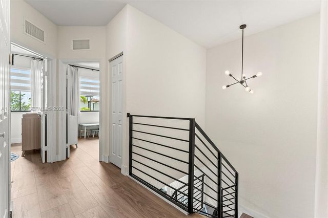 10487 W 34th Ct, Hialeah, FL 33018