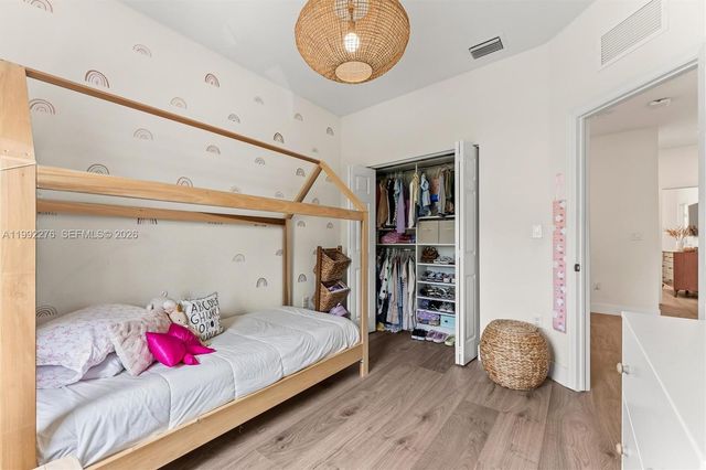 10487 W 34th Ct, Hialeah, FL 33018