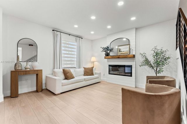 10487 W 34th Ct, Hialeah, FL 33018