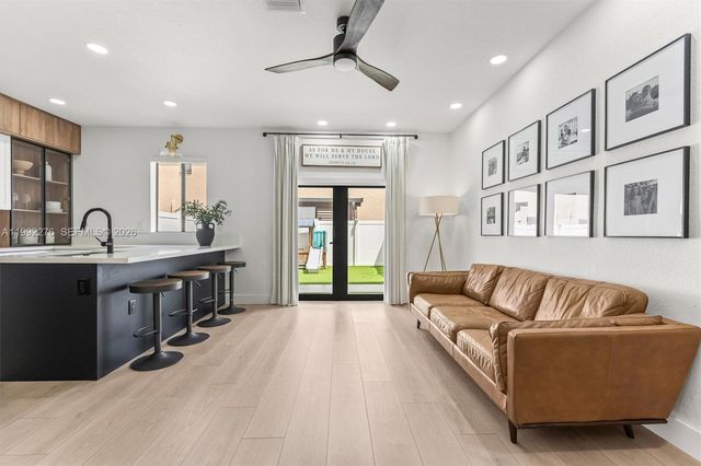 10487 W 34th Ct, Hialeah, FL 33018