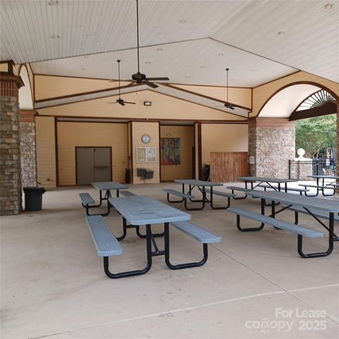 11312 Huntington Meadow Lane, Charlotte, NC 28273