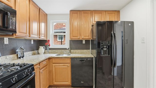 502 Weyman Road, Whitehall, PA 15236