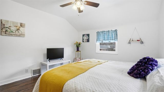 502 Weyman Road, Whitehall, PA 15236