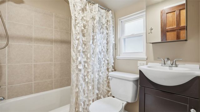 502 Weyman Road, Whitehall, PA 15236