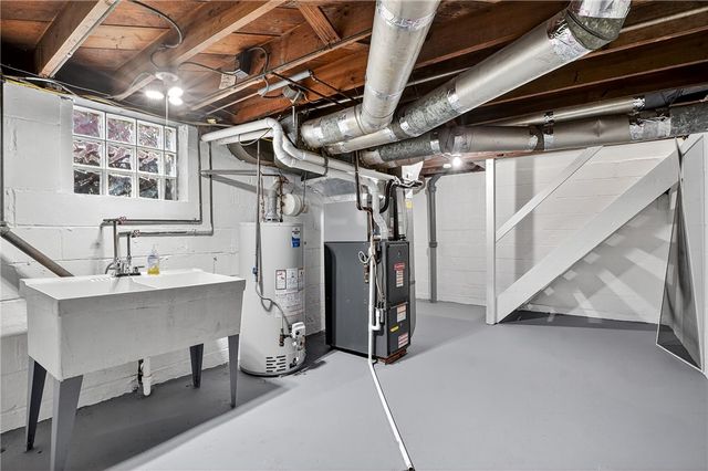 502 Weyman Road, Whitehall, PA 15236