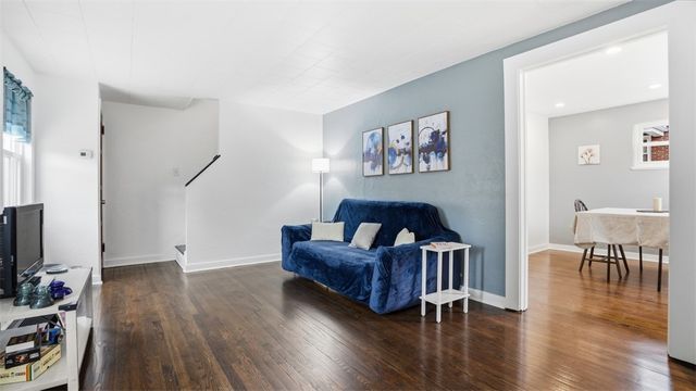 502 Weyman Road, Whitehall, PA 15236