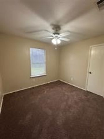 111 Kennedy Drive, Terrell, TX 75160