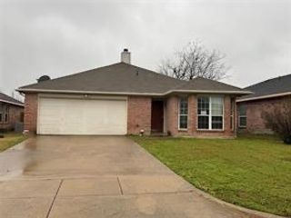 111 Kennedy Drive, Terrell, TX 75160