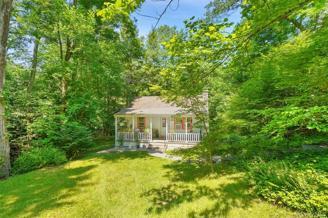 1017 Quaker Bridge Road E, Croton-on-hudson, NY 10567