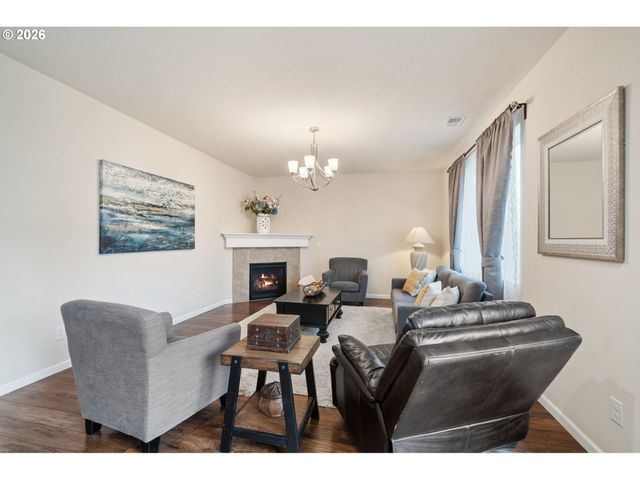 937 N GIBERT Ct, Ridgefield, WA 98642