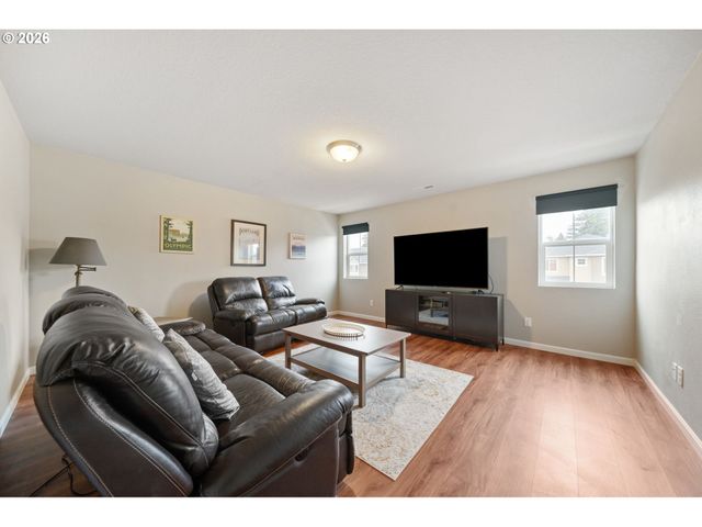 937 N GIBERT Ct, Ridgefield, WA 98642