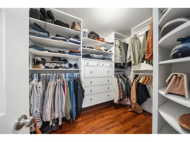 937 N GIBERT Ct, Ridgefield, WA 98642