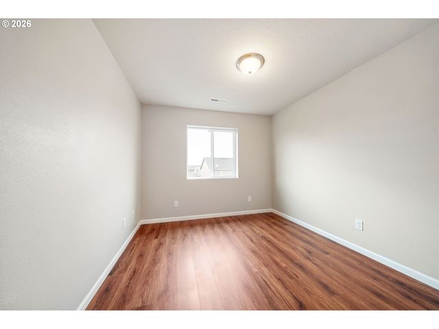 937 N GIBERT Ct, Ridgefield, WA 98642