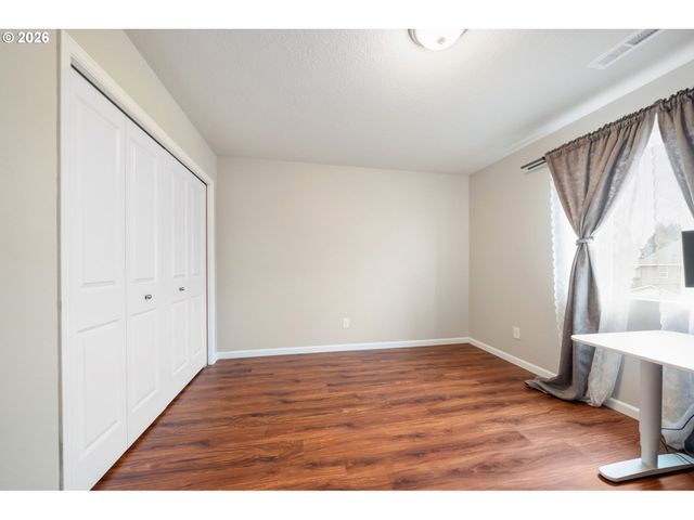 937 N GIBERT Ct, Ridgefield, WA 98642