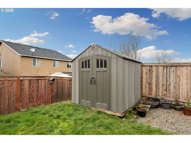 937 N GIBERT Ct, Ridgefield, WA 98642