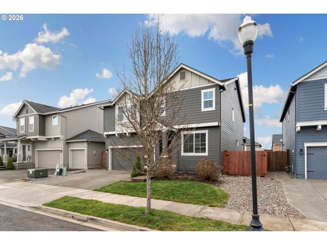 937 N GIBERT Ct, Ridgefield, WA 98642