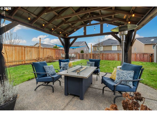 937 N GIBERT Ct, Ridgefield, WA 98642