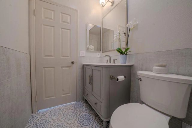 3542 Avenida Amorosa, Escondido, CA 92029