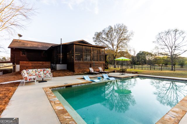 2289 Camp Lane, Loganville, GA 30052