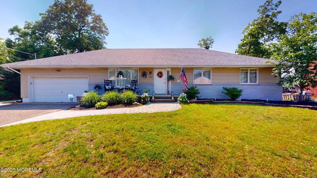 1104 Biondo Street, Toms River, NJ 08753