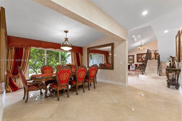 185 SW 130th Ave, Miami, FL 33184