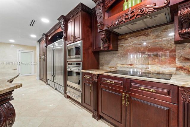 185 SW 130th Ave, Miami, FL 33184