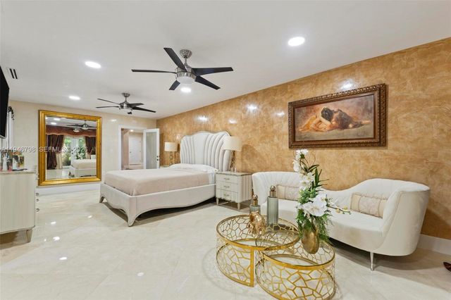 185 SW 130th Ave, Miami, FL 33184