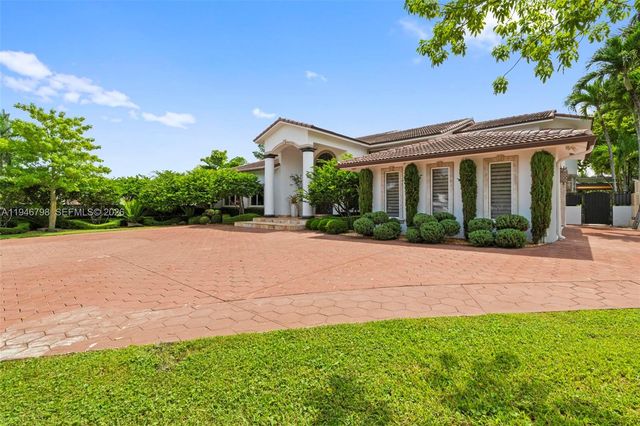 185 SW 130th Ave, Miami, FL 33184