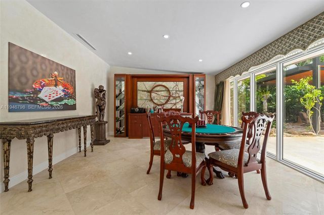 185 SW 130th Ave, Miami, FL 33184