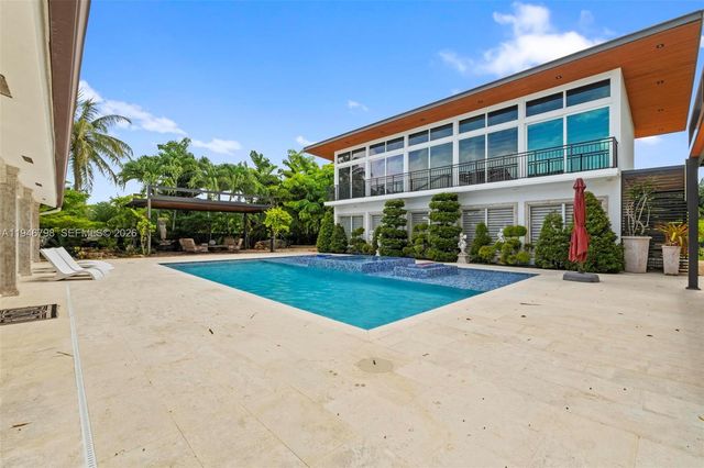 185 SW 130th Ave, Miami, FL 33184