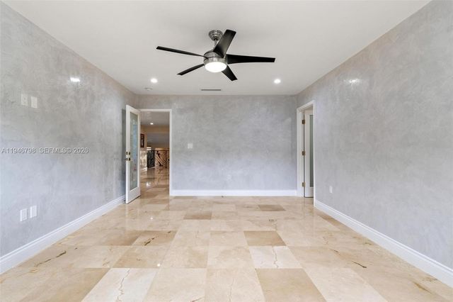 185 SW 130th Ave, Miami, FL 33184