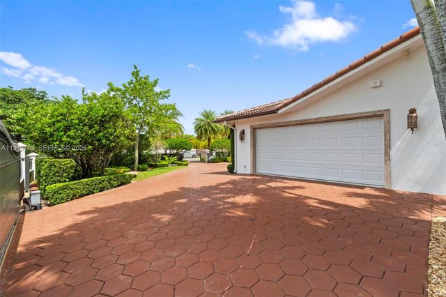 185 SW 130th Ave, Miami, FL 33184