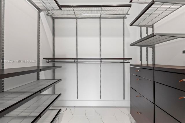 185 SW 130th Ave, Miami, FL 33184