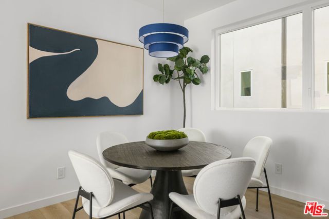 5843 David Avenue, Los Angeles, CA 90034