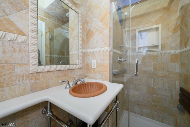 228 Brook Valley Rd, Montville Twp., NJ 07082