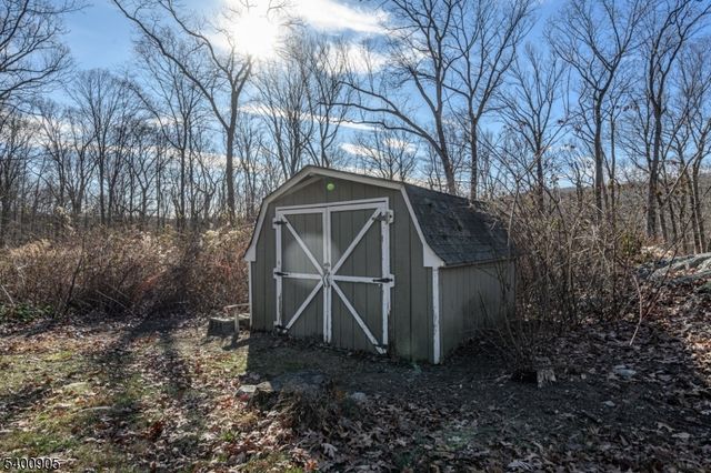 228 Brook Valley Rd, Montville Twp., NJ 07082