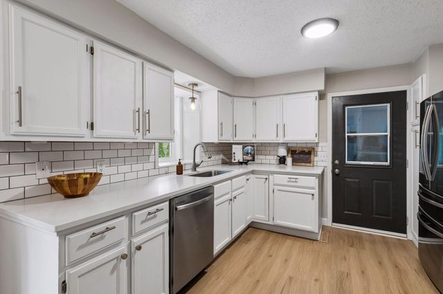 4816 Nevada Avenue N, Crystal, MN 55428