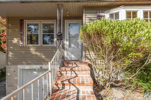 60 Constant Street, Manchester, NH 03103